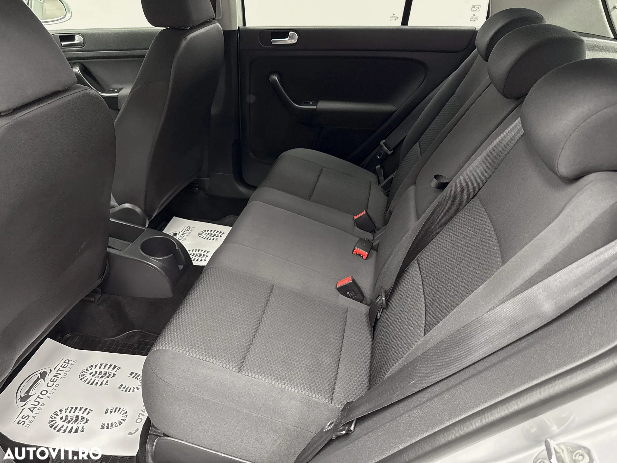 Volkswagen Golf Plus 2.0 TDI DPF Comfortline - 16