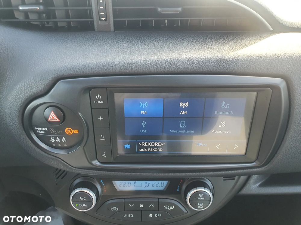 Toyota Yaris Hybrid 1.5 VVT-i Y20 Club - 18