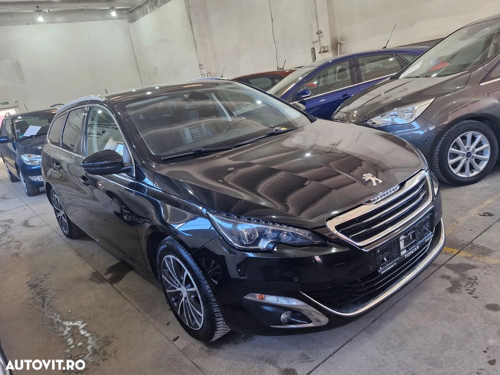 Peugeot 208 PureTech 82 Start & Stop Allure - 2