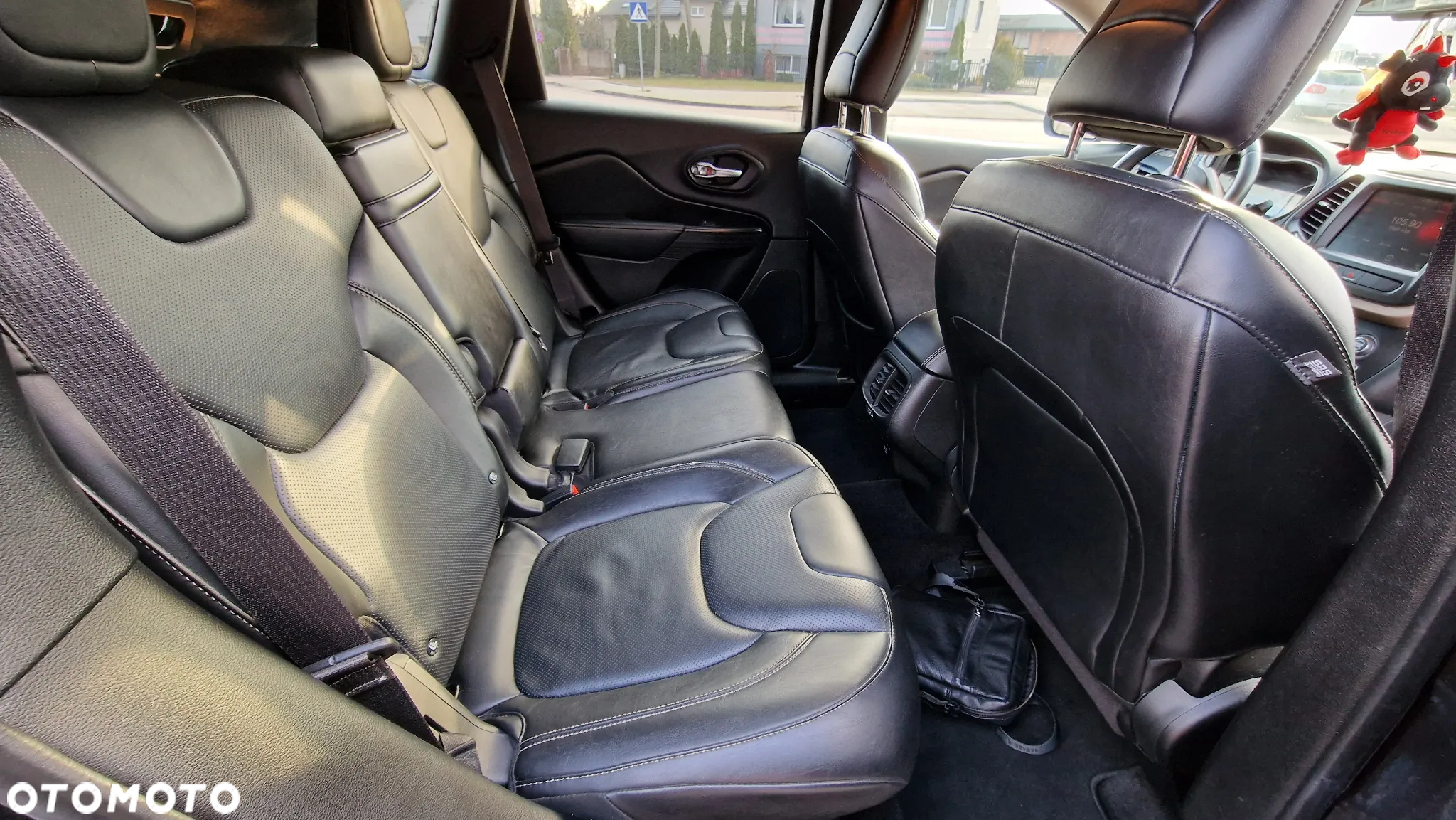 Jeep Cherokee 2.0 MJD 4x2 Longitude - 13