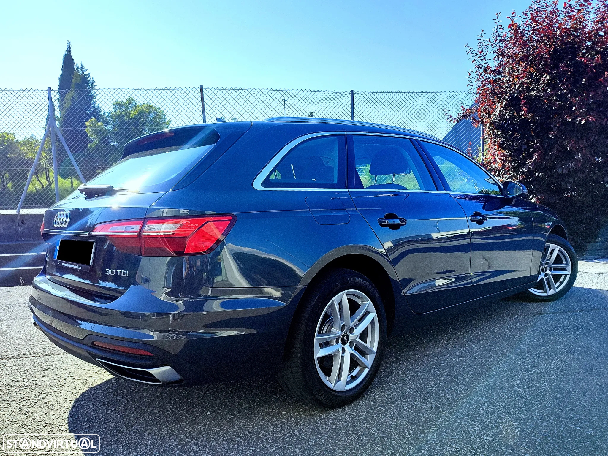 Audi A4 Avant 30 TDI S tronic - 4