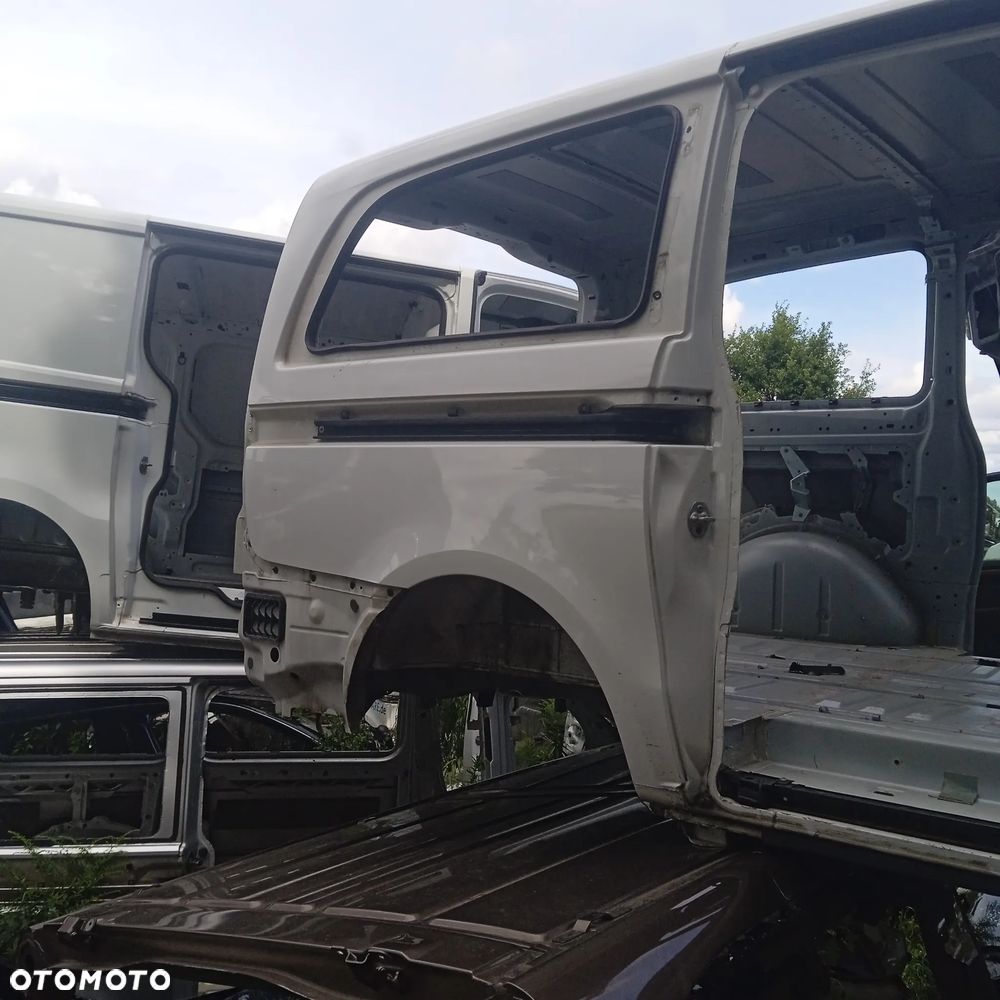 Bok prawy Vito 447 v-klasa long - 3