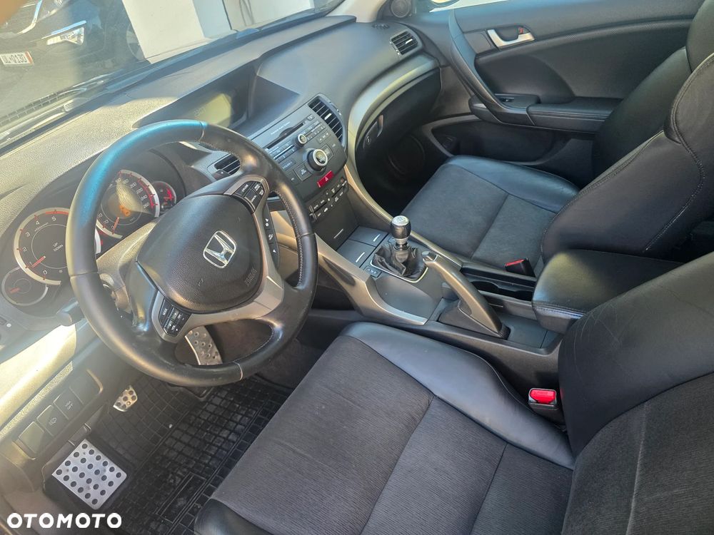 Honda Accord 2.2d Type-S - 6