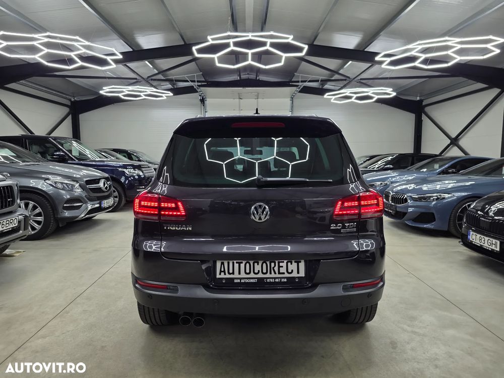 Volkswagen Tiguan 2.0 TDI SCR 4MOTION BlueMotion Technology DSG Lounge Sport & Style - 30