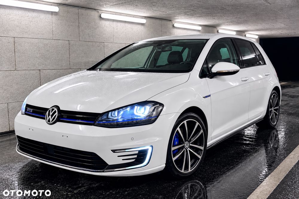 Volkswagen Golf - 3