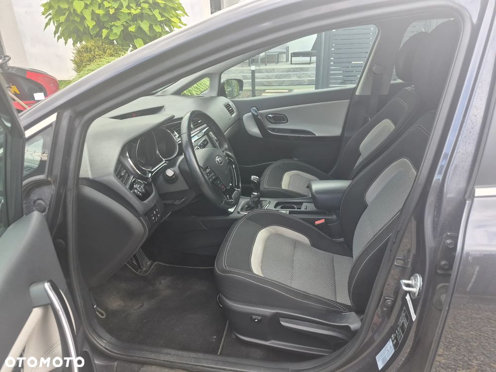 Kia Ceed 1.6 CRDi GT Line - 9