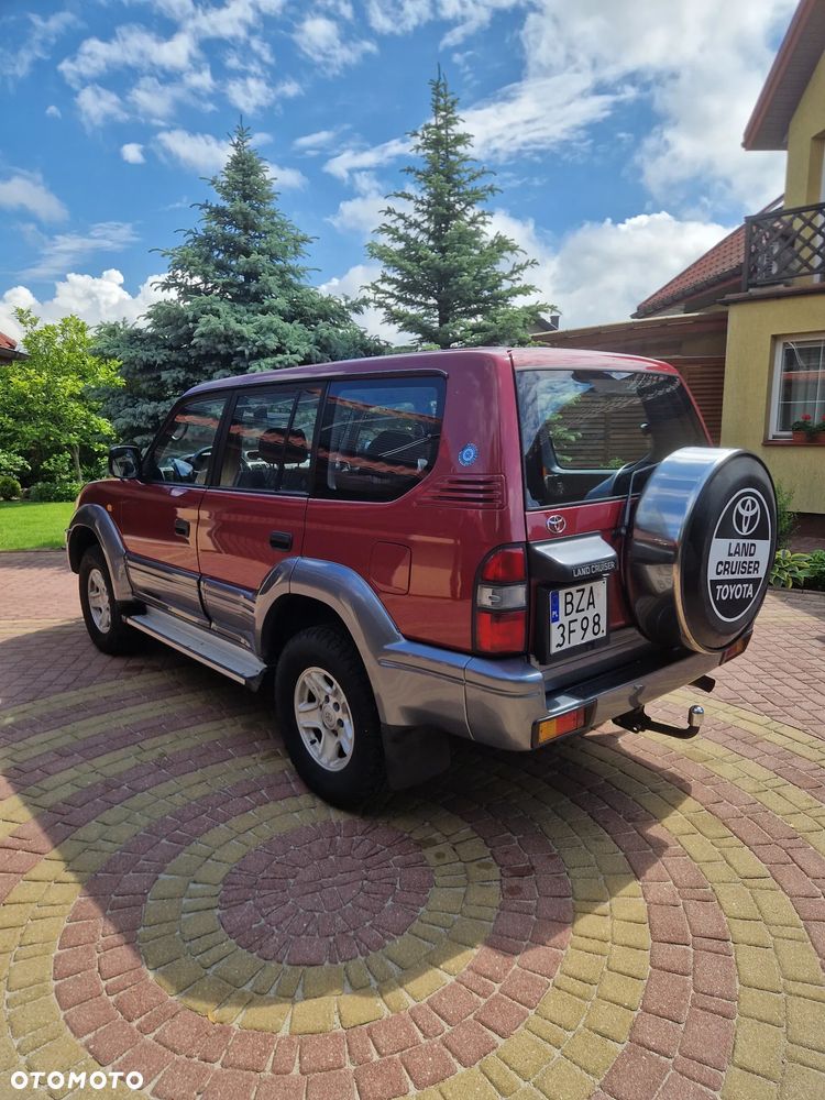 Toyota Land Cruiser - 3