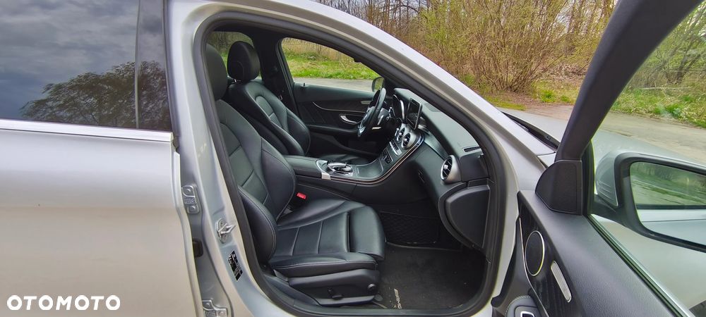 Mercedes-Benz Klasa C 200 7G-TRONIC AMG Line - 13