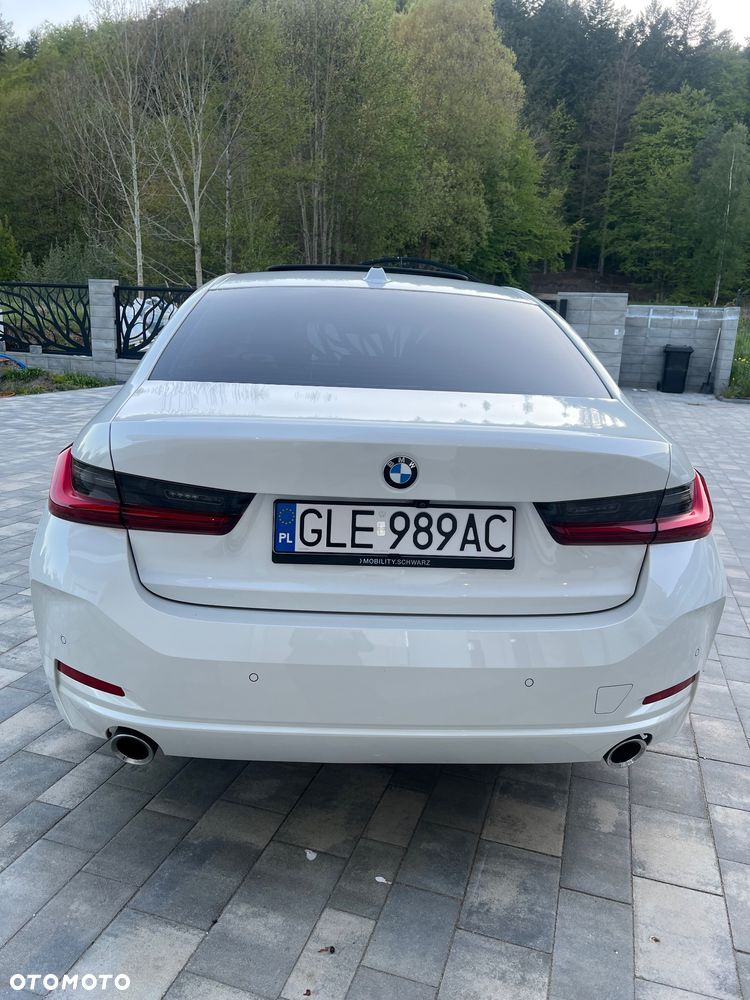 BMW Seria 3 320d xDrive Sport Line Shadow sport - 12