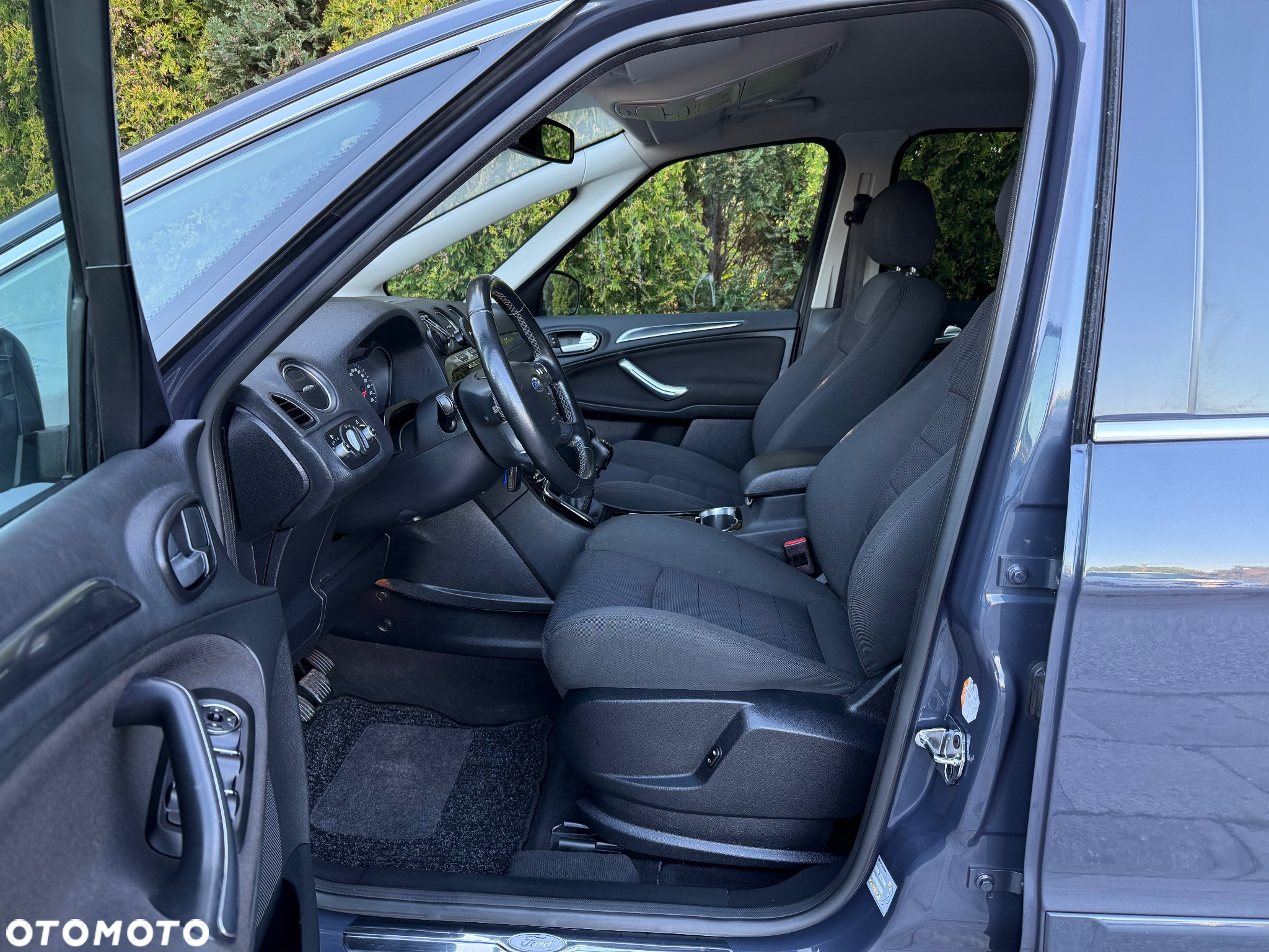 Ford S-Max - 8