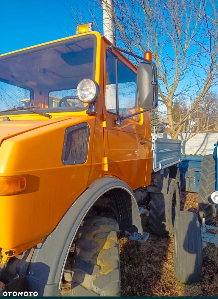 Mercedes-Benz UNIMOG - 3