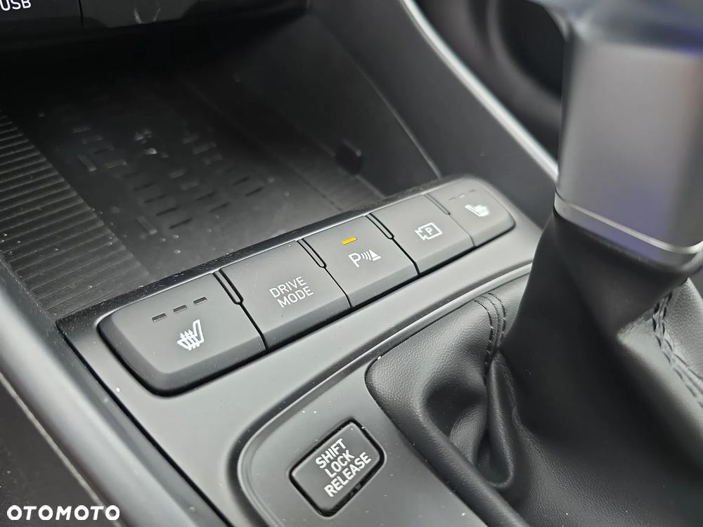 Hyundai i20 1.0 T-GDi Smart DCT - 17