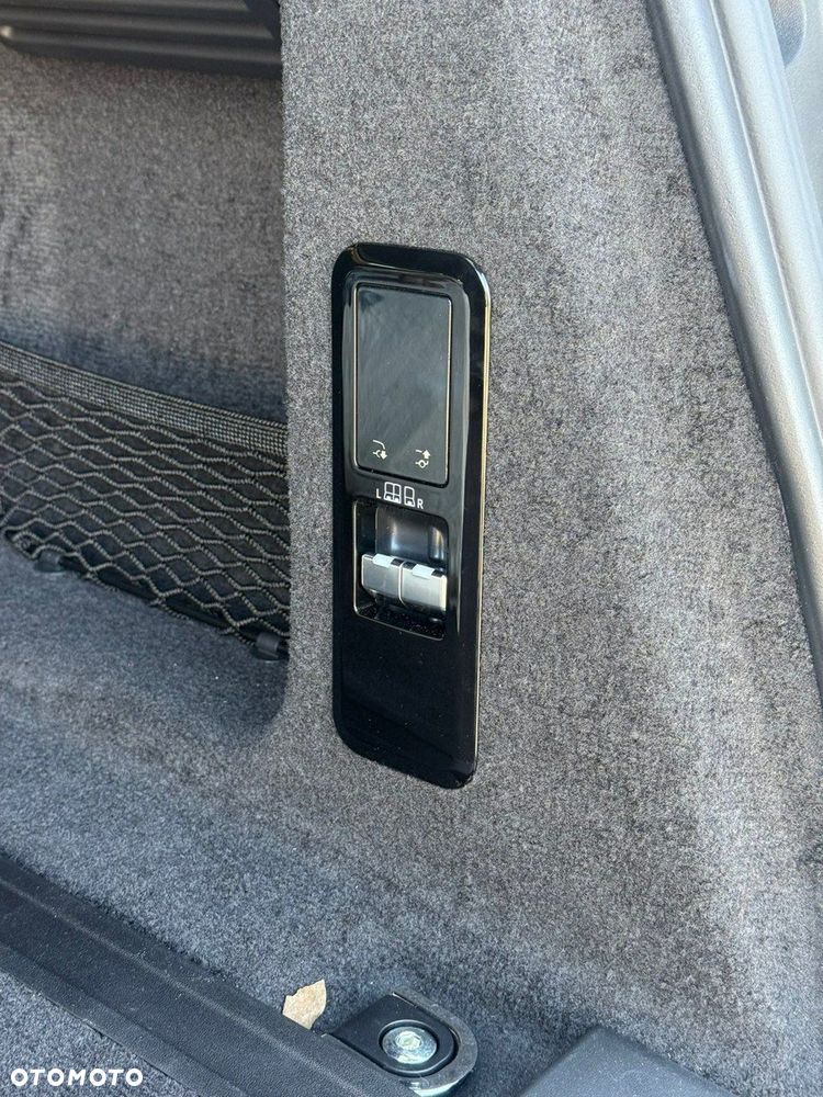 Land Rover Range Rover Sport - 30