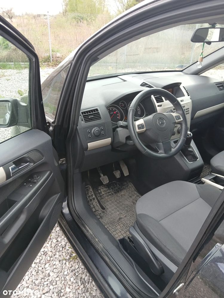 Opel Zafira 1.8 - 14