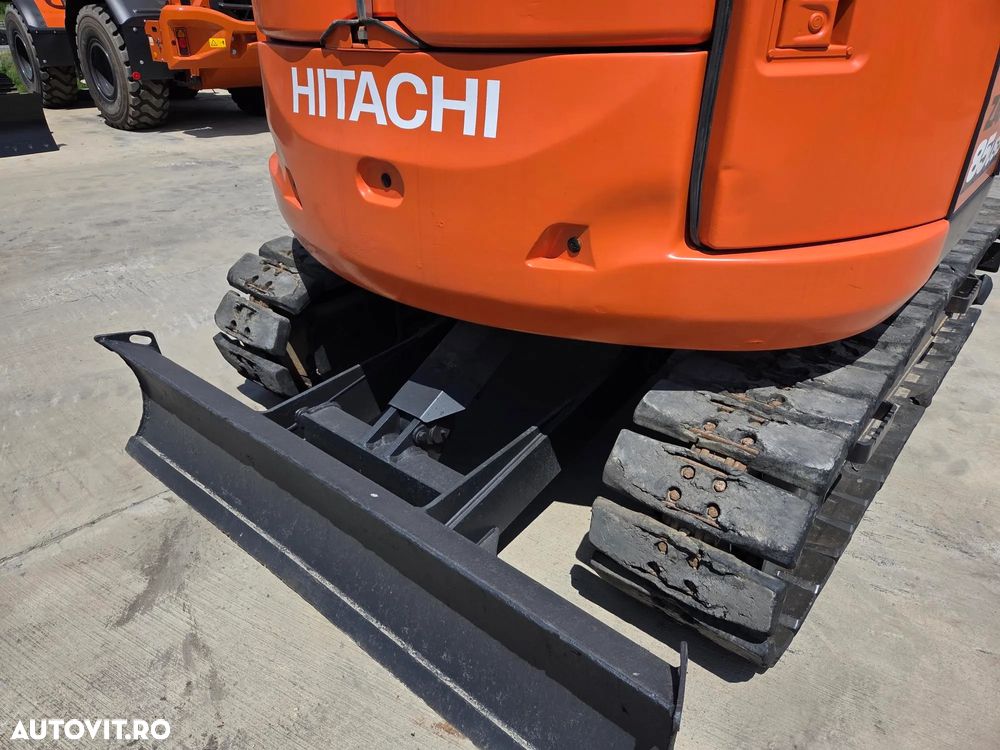 Hitachi ZX85-6, 2022, 2.491h, Masa operationala 8,6t, cupla rapida HIDRAULICA+3 CUPE NOI, senile paduri cauciuc, inst picon si inst rotire pe brate, ad sapare 5m, ridica 3,8t, aer cond, LAMA, STARE FOARTE BUNA, posibil leasing 4 ani-PROMOTIE 62.900 EUR+Tva - 24