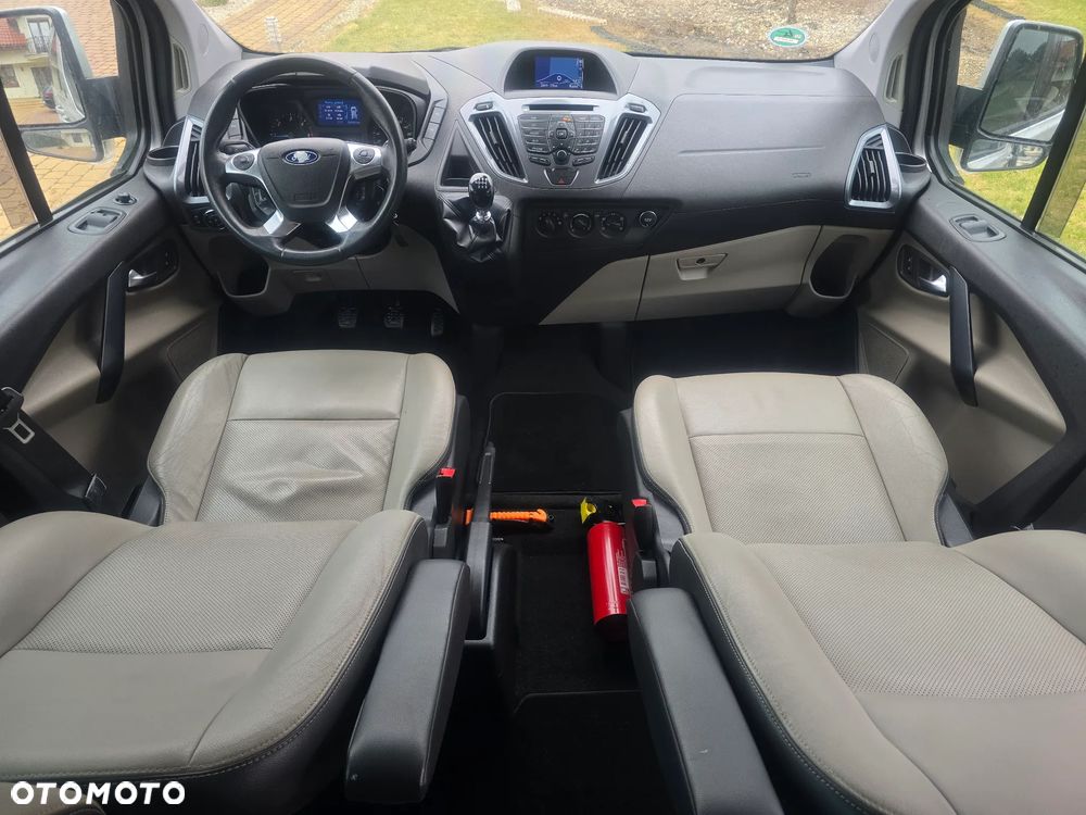 Ford Transit Custom 310 L2H1 Limited - 16