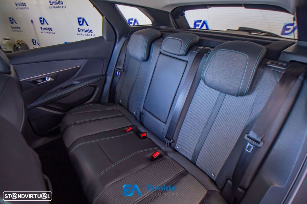 Peugeot 3008 1.6 Hybrid Allure Pack e-EAT8 - 27