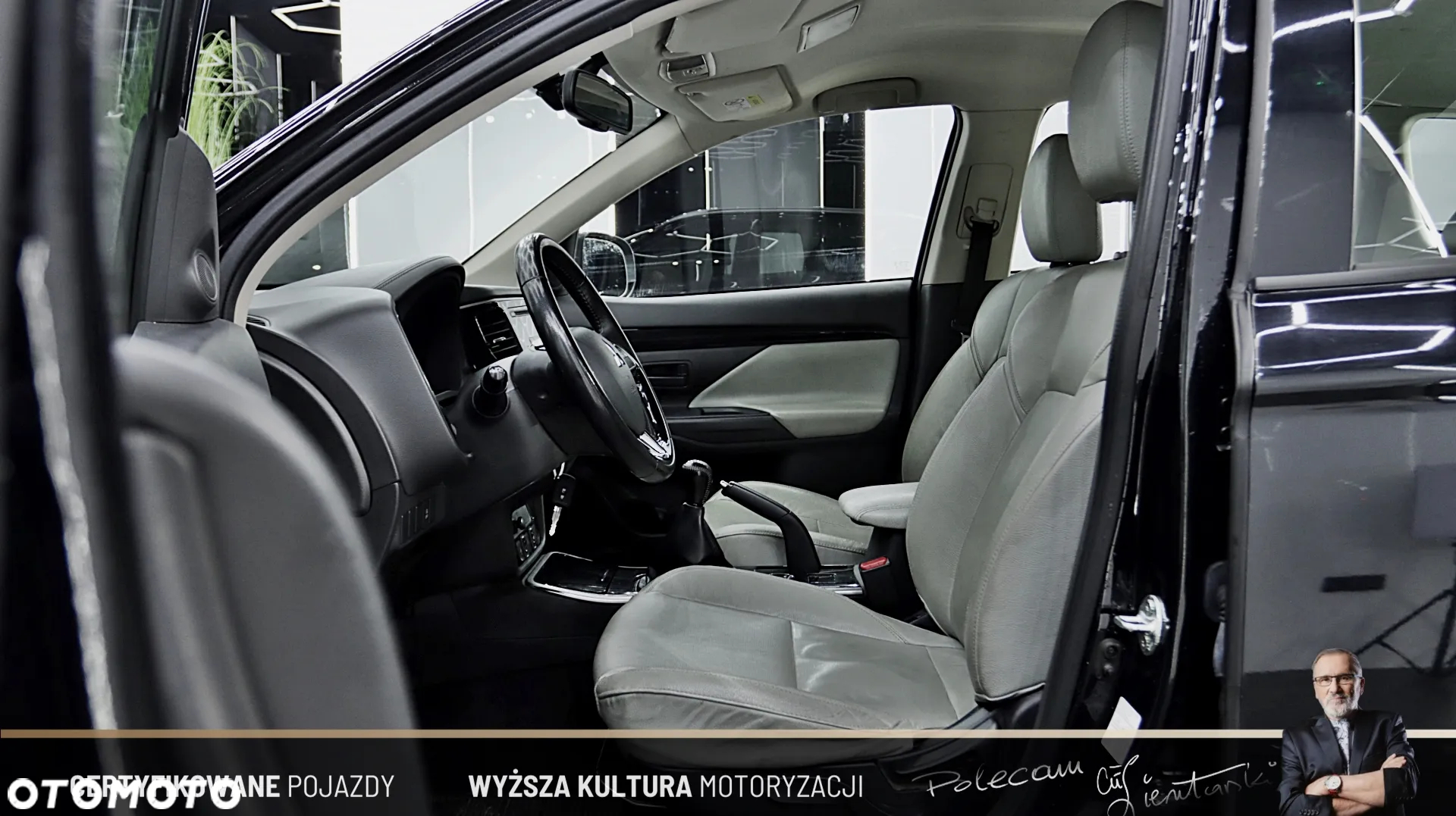 Mitsubishi Outlander 2.0 Invite + 2WD - 13