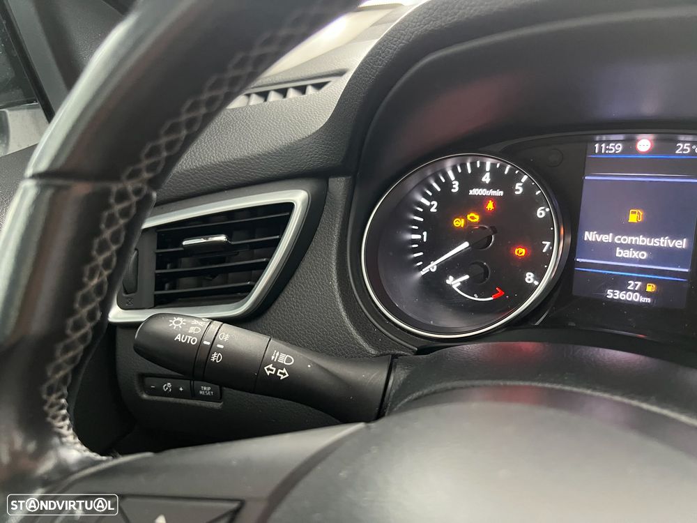 Nissan Qashqai 1.3 DIG-T N-Connecta - 16