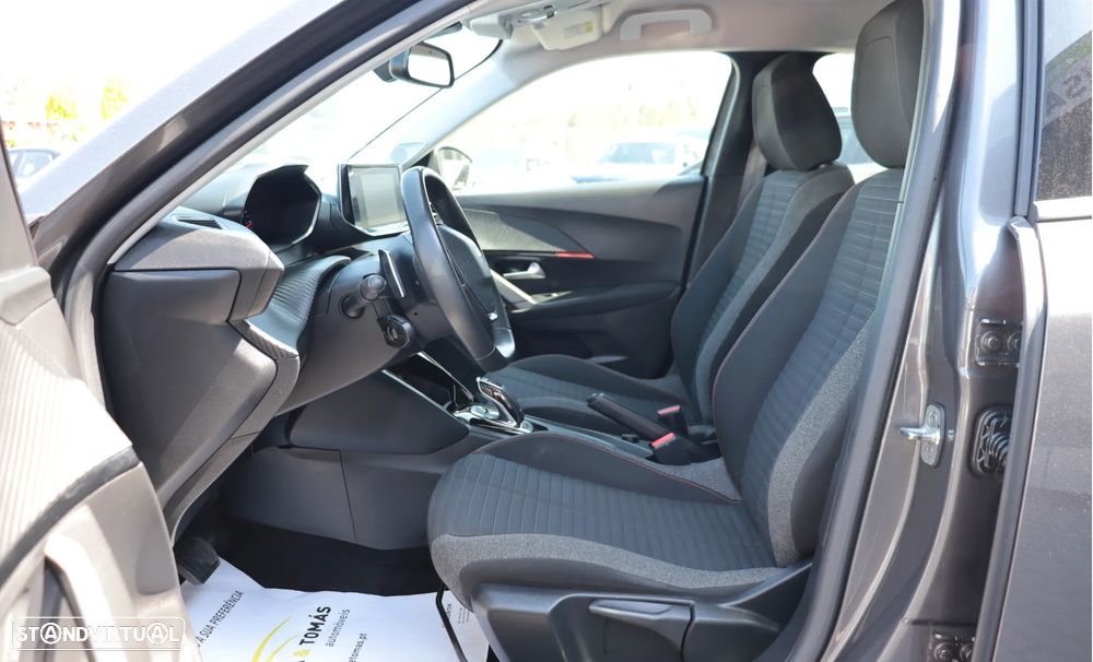 Peugeot 2008 1.2 PureTech Active EAT8 — fotografia 12