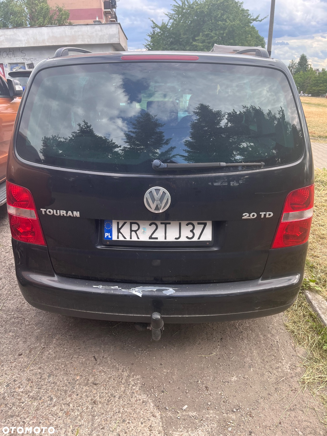 Volkswagen Touran 2.0 TDI DPF Comfortline - 3