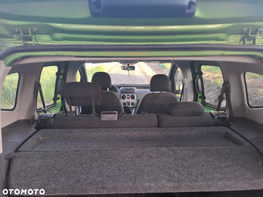 Fiat Fiorino Kombi 8V Elegant - 17