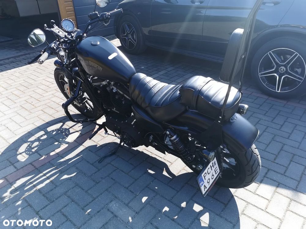 Harley-Davidson Sportster Iron 883 - 14