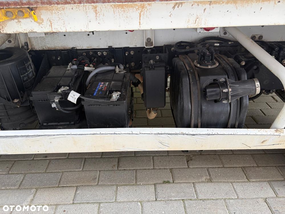 Nissan Cabstar - 25