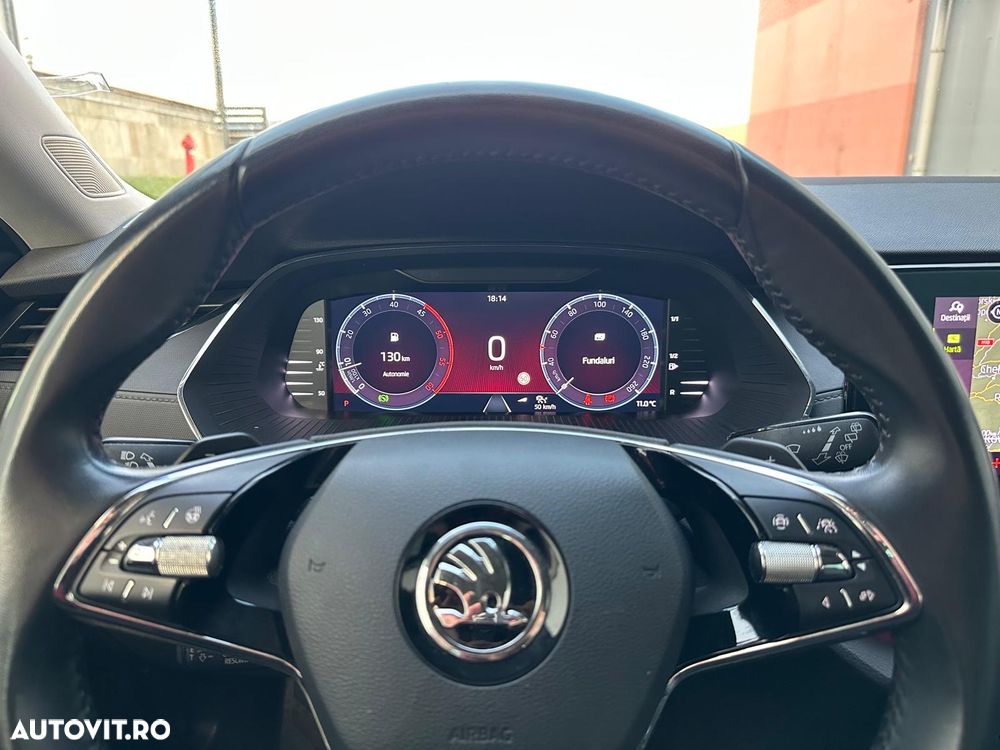 Skoda Octavia Combi 2.0 TDI DSG Clever - 20