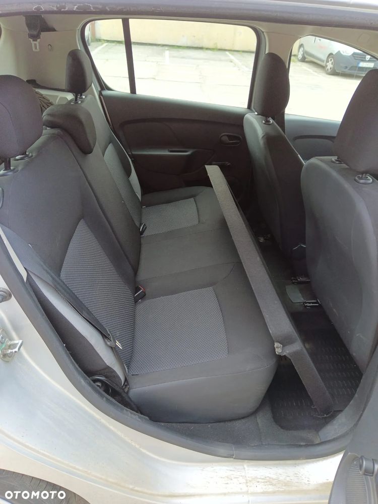 Dacia Sandero 1.2 16V Ambiance - 12