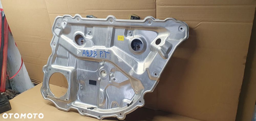 Mechanizm podnośnik szyby prawy tył Audi A8 D3 4E0839850A - 3