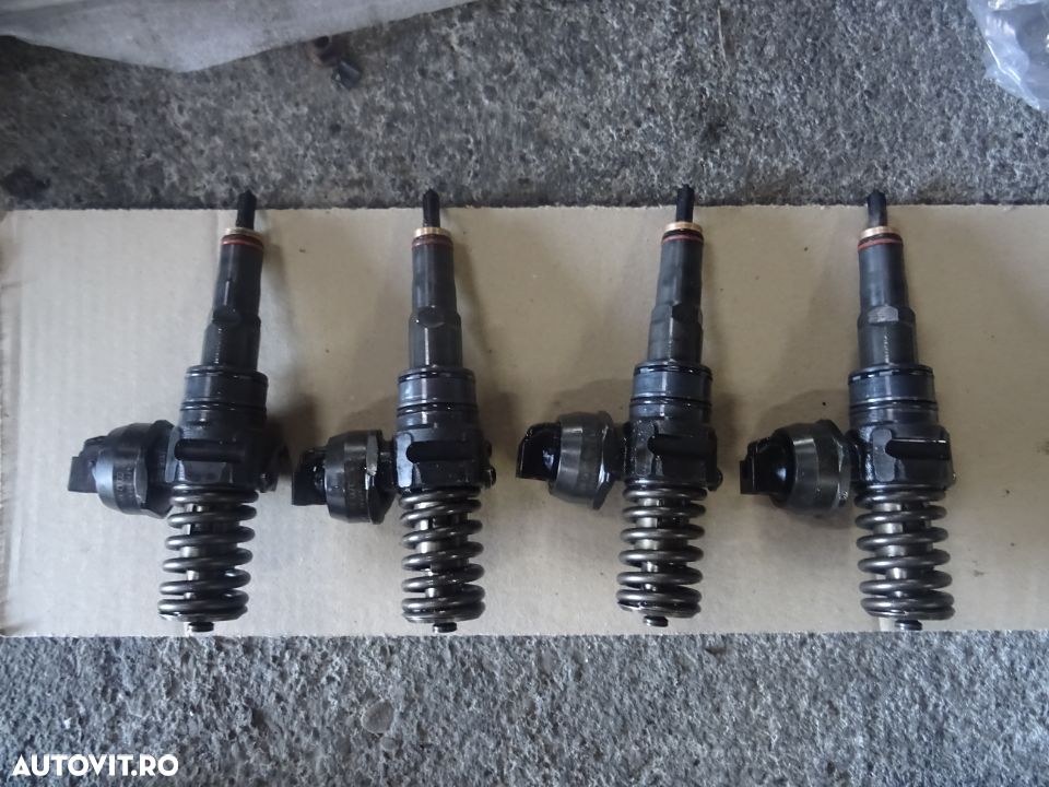 Vand set Injectoare Volkswagen  1.9 TDI   cod:038130073AG - 1