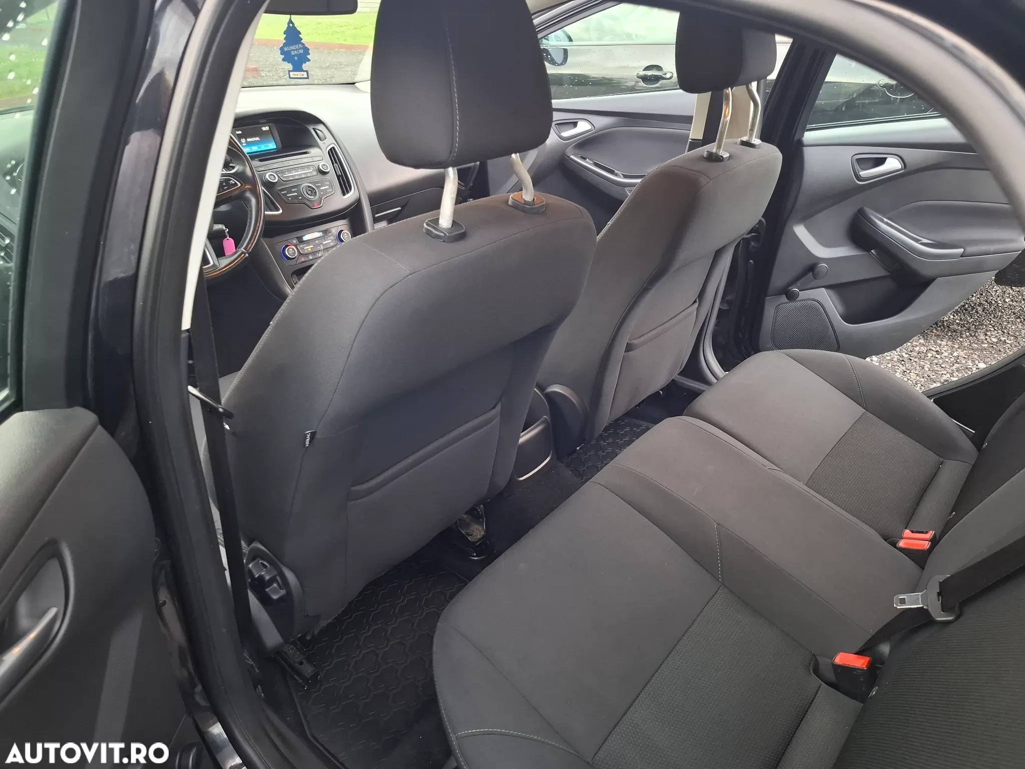 Ford Focus 1.5 EcoBlue Active - 6