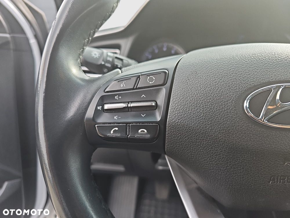 Hyundai Elantra 1.6 Comfort - 14