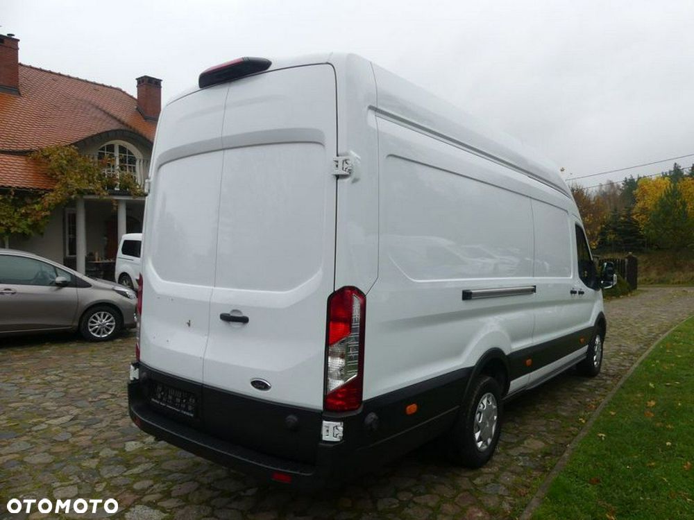 Ford Transit - 18