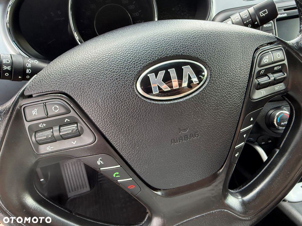 Kia Ceed - 34