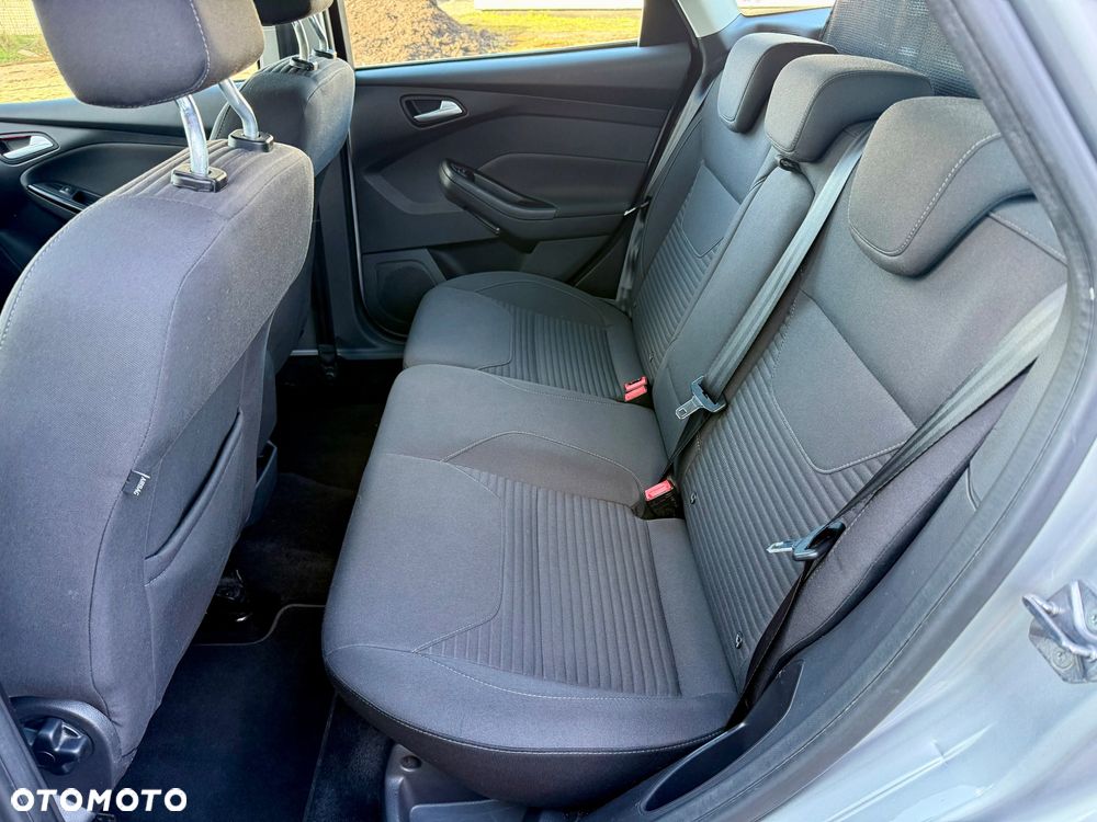 Ford Focus - 21