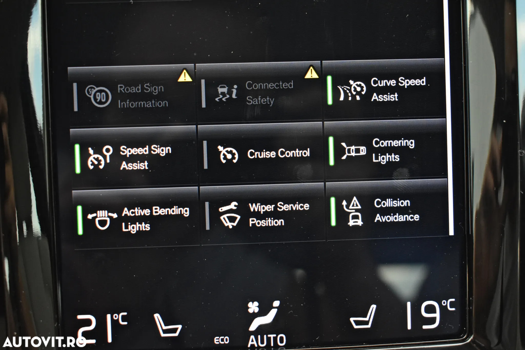 Volvo XC 60 B4 MHEV AT8 AWD Inscription - 27