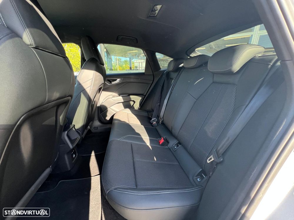 Audi Q4 Sportback e-tron 45 82 kWh SE Business - 8