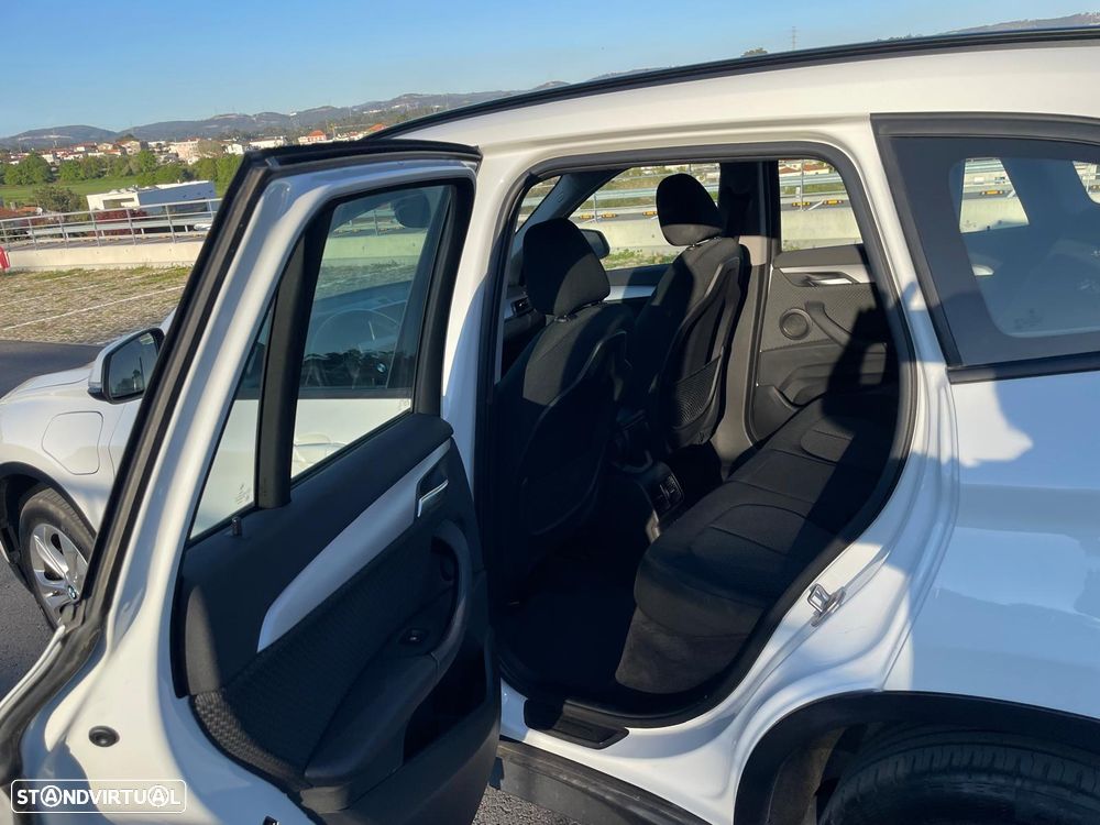 BMW X1 xDrive25e Advantage - 8