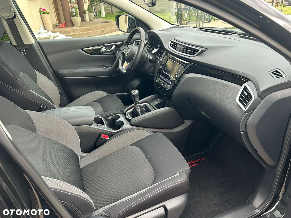 Nissan Qashqai 1.3 DIG-T N-Connecta - 10