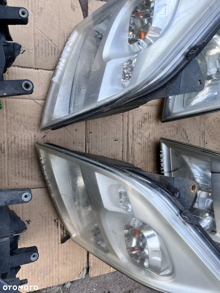 Lampa przód prawa, lewa anglik Ford Transit 06-12r. - 3