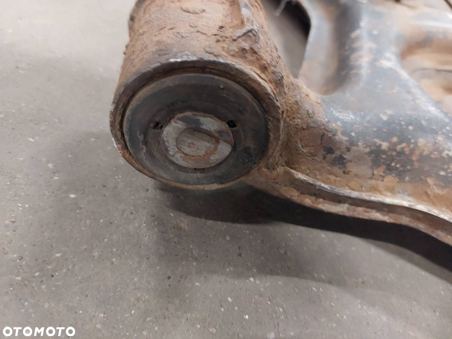 WAHACZ + PIASTA LEWY TYŁ BĘBEN PIASTA FIAT SEICENTO - 4