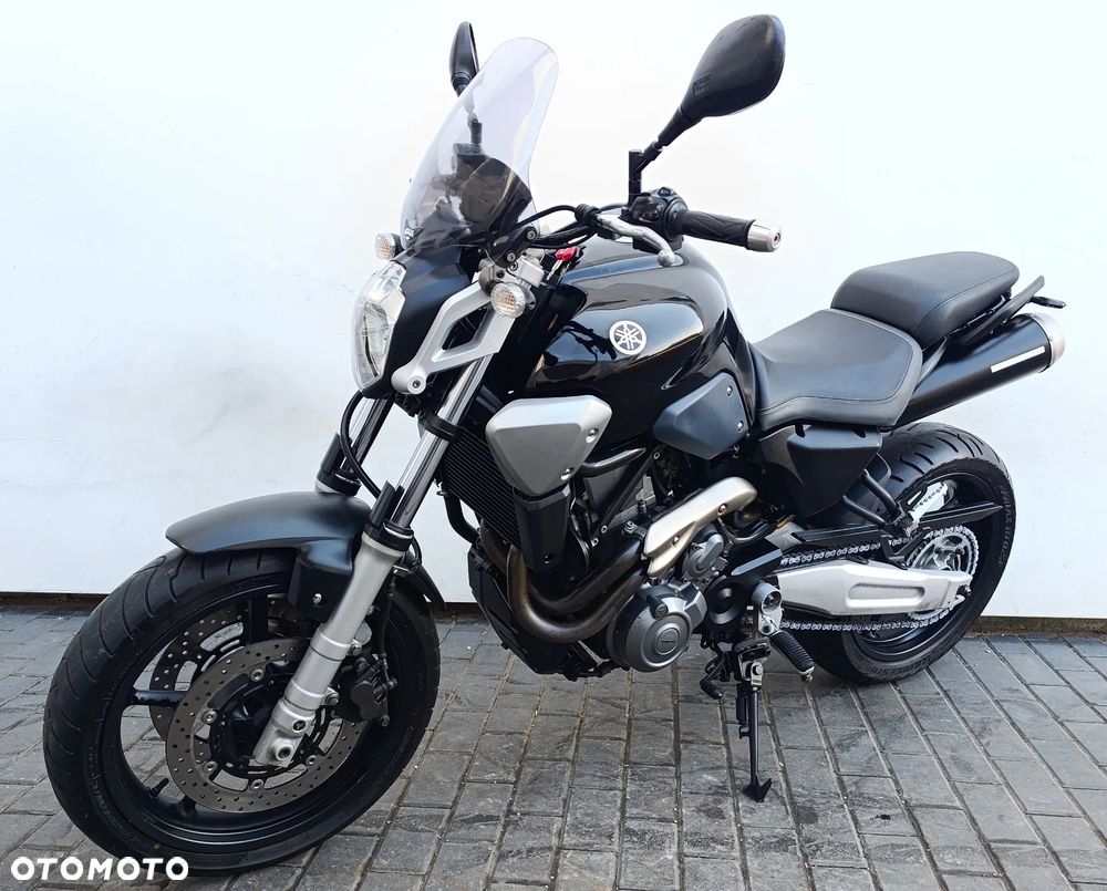 Yamaha MT - 3