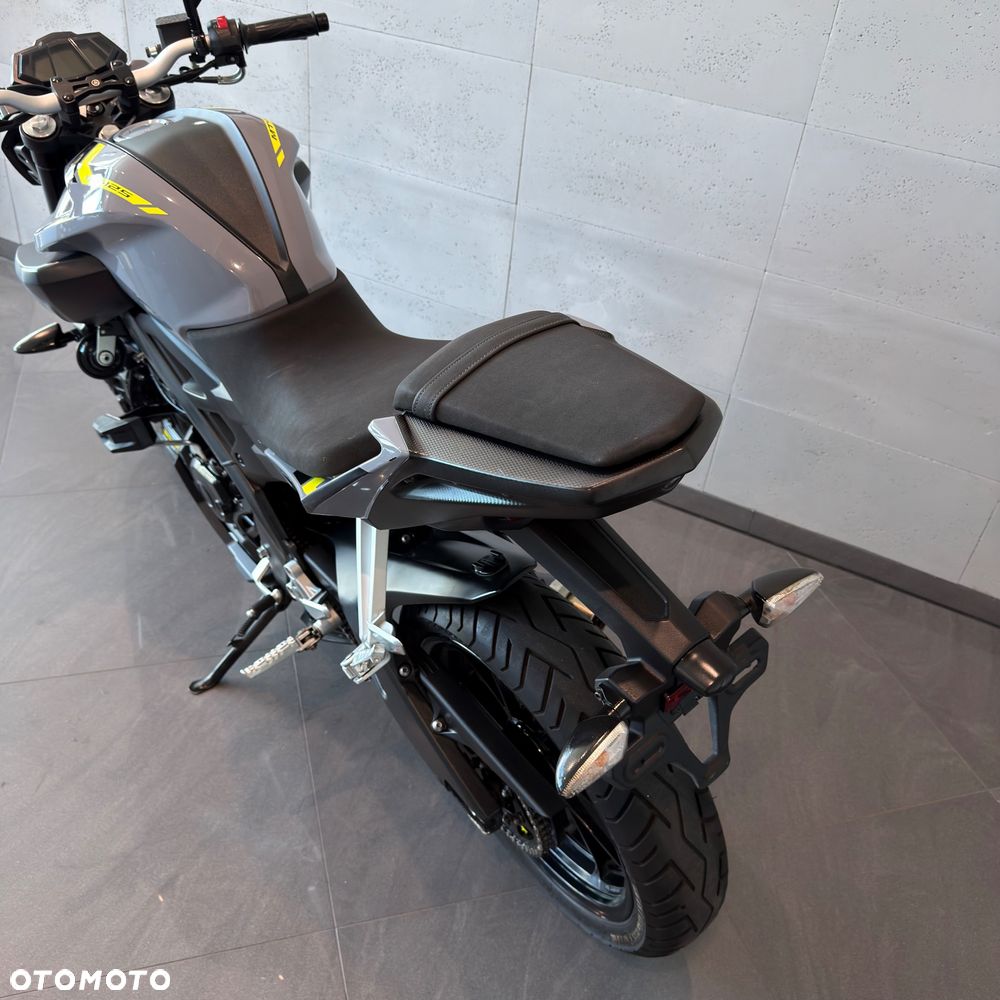 Yamaha MT - 13
