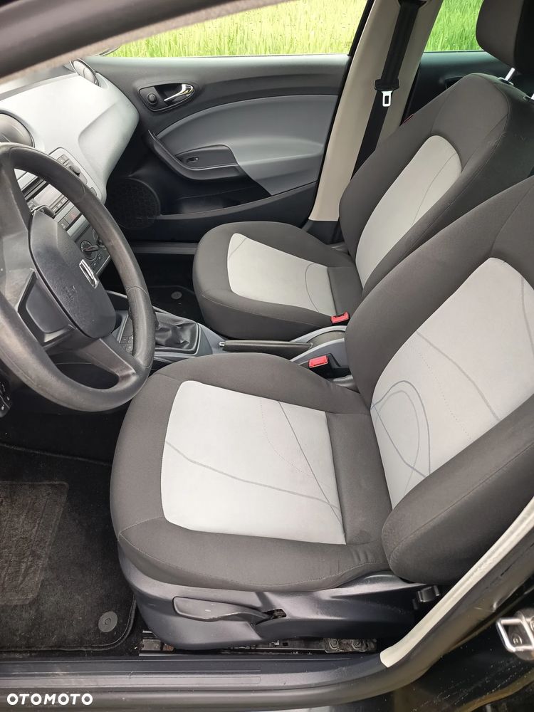 Seat Ibiza 1.4 Reference - 11