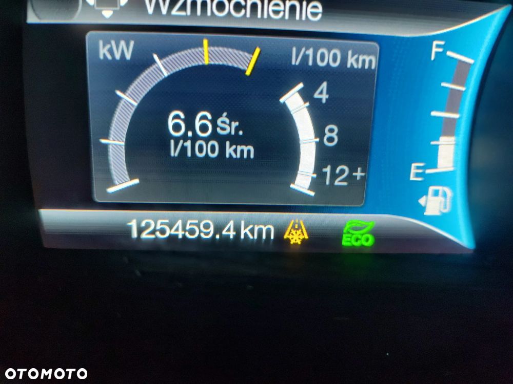 Ford Mondeo 2.0 Hybrid Trend - 32