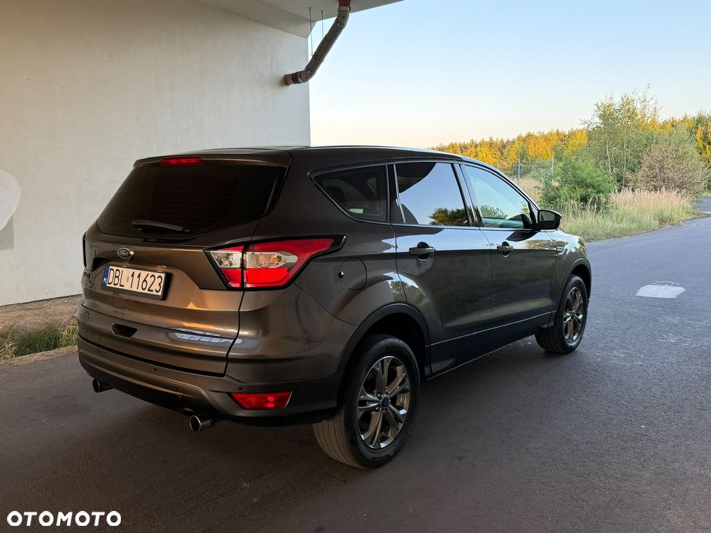 Ford Kuga 1.5 TDCi 2x4 Cool & Connect - 8