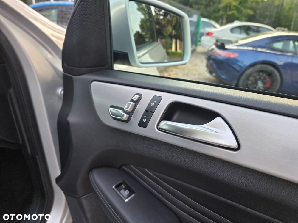 Mercedes-Benz GLE 350 d 4-Matic - 23