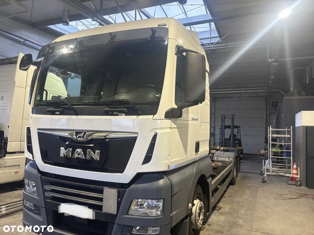 MAN 26.400 6x2 - 2